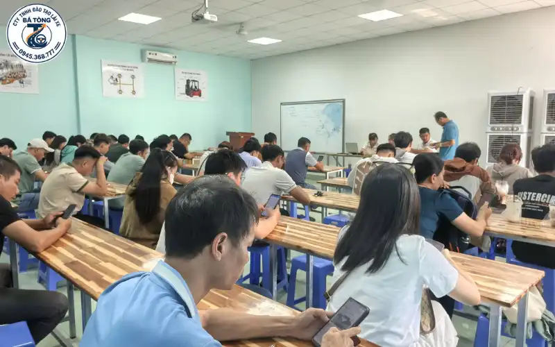 Điều Kiện Học Bằng C1 Mới Nhất
