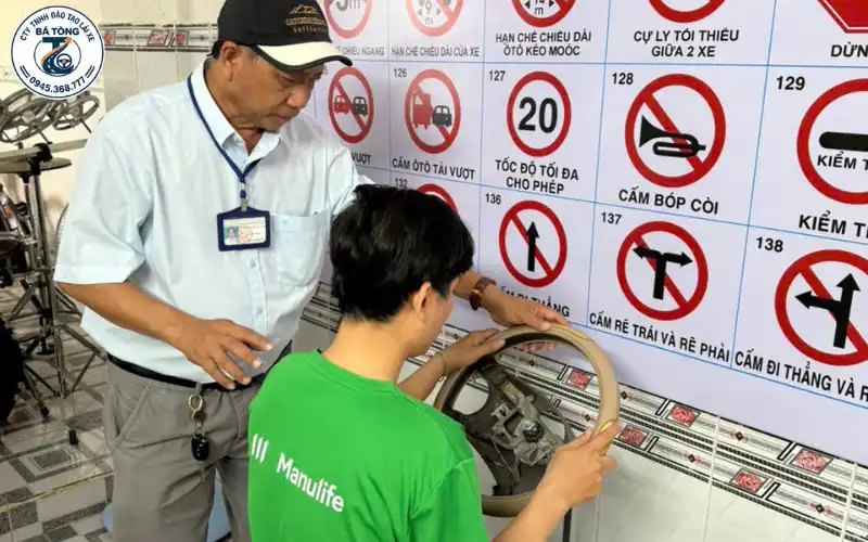 Thày Bá Tòng nhiều năm kinh nghiệm dạy lái xe tải hạng C1 tại Bình Dương